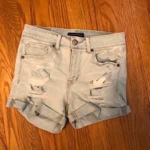 Ripped Jean shorts